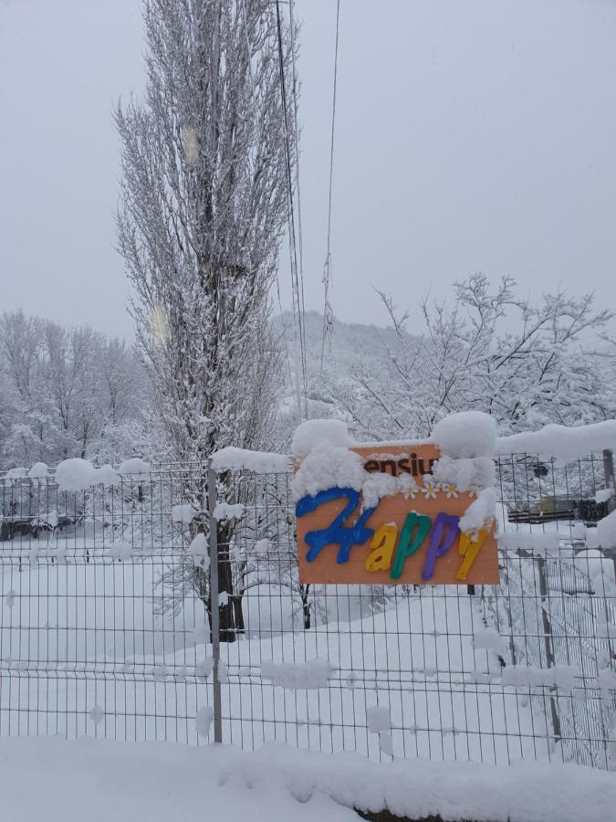 Pensiunea Happy Schitu Topolnitei Buitenkant foto